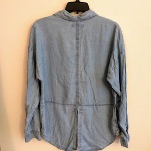 Old Navy Tops - Old Navy Tencel Boyfriend Slit-Back Chambray Shirt Old Navy Tops - Old Navy Tencel Boyfriend Slit-Back Chambray Shirt